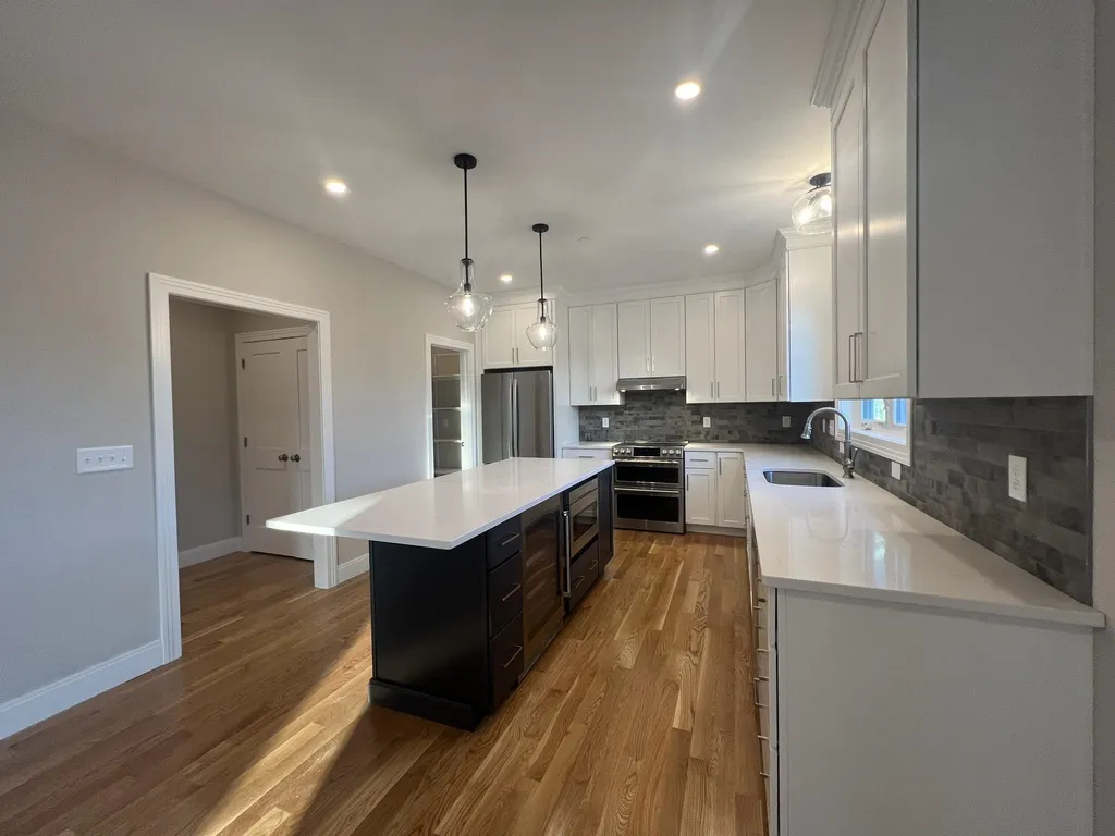 127 Sage Lane Portsmouth NH 03801