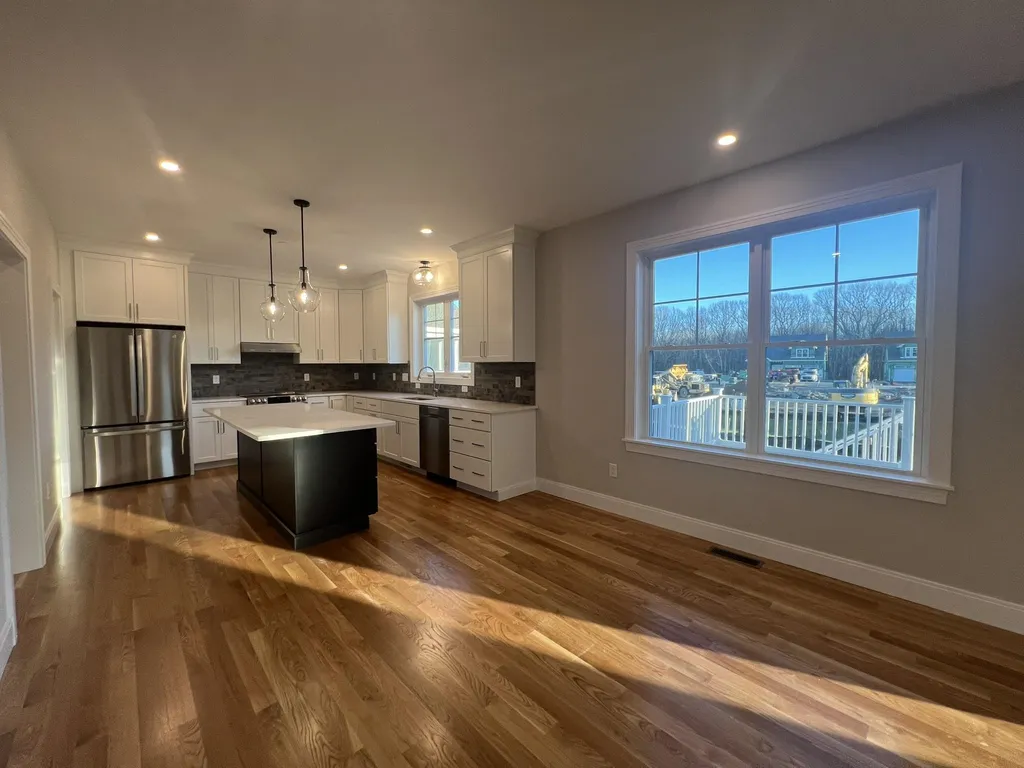 127 Sage Lane Portsmouth NH 03801