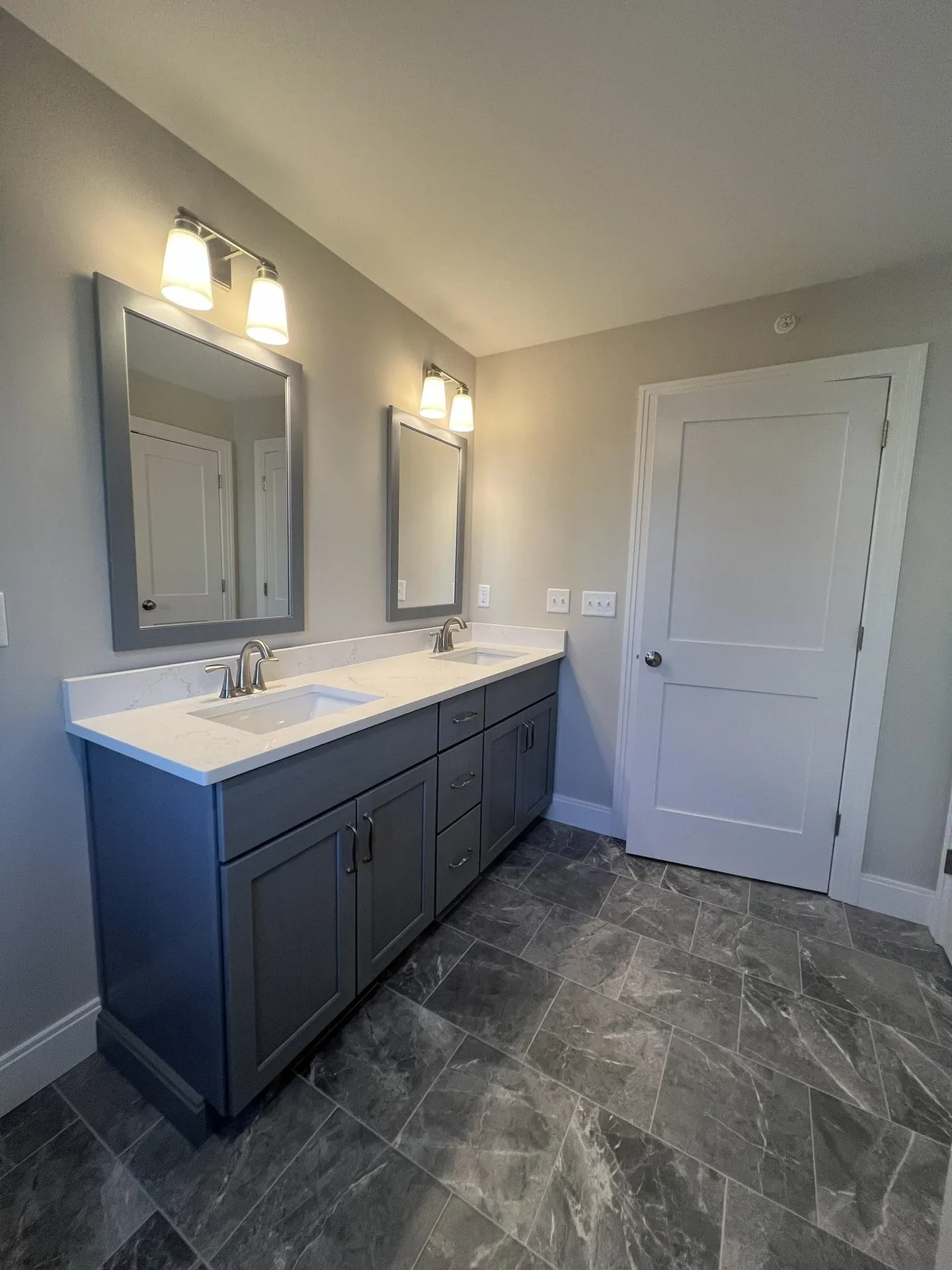 127 Sage Lane Portsmouth NH 03801