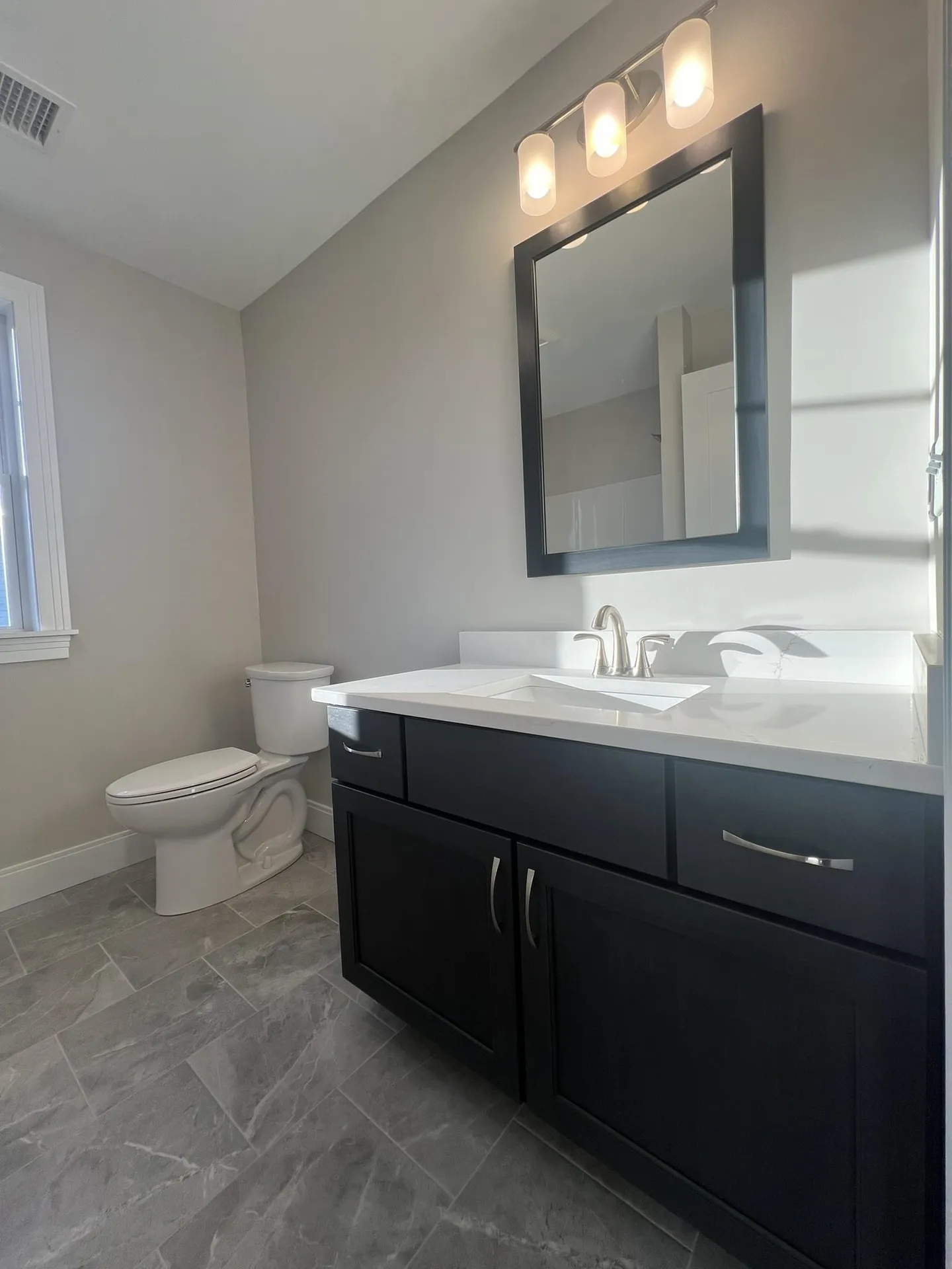 127 Sage Lane Portsmouth NH 03801