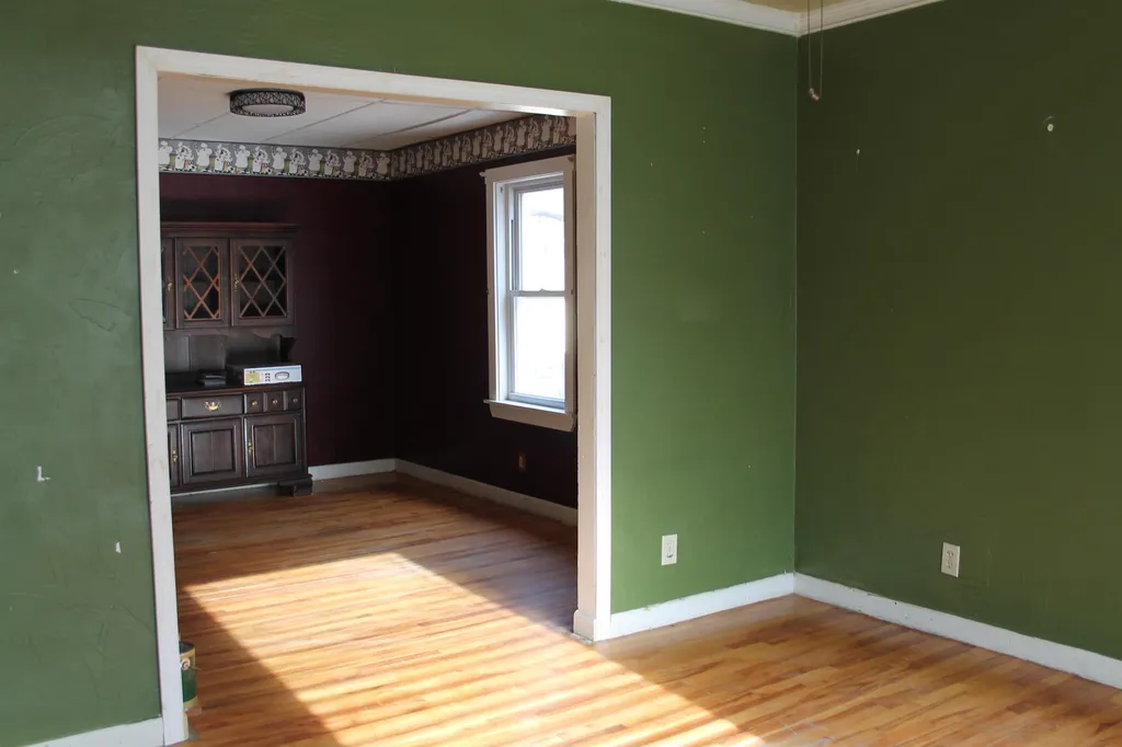 122 Mannering Street Berlin NH 03570