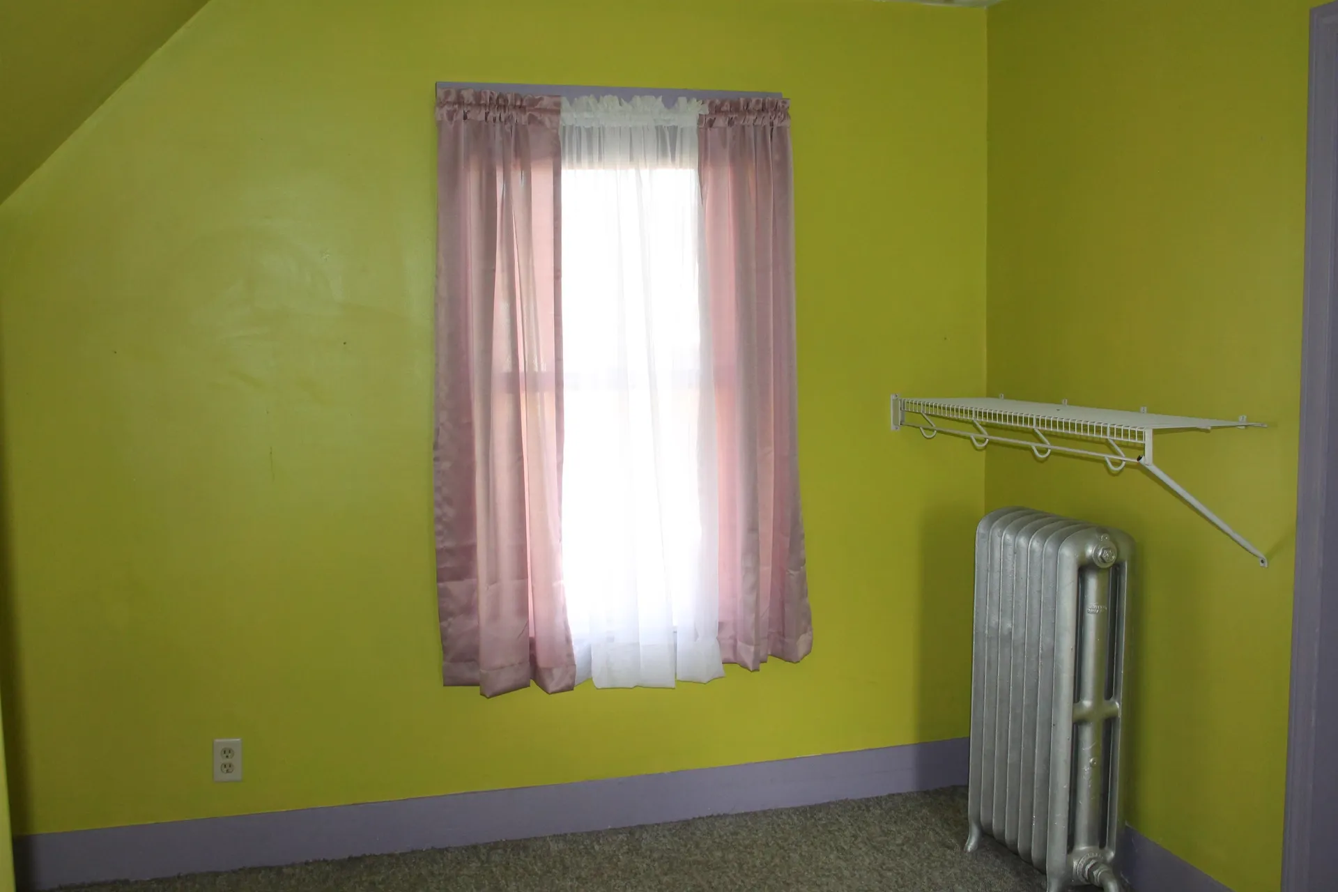 122 Mannering Street Berlin NH 03570