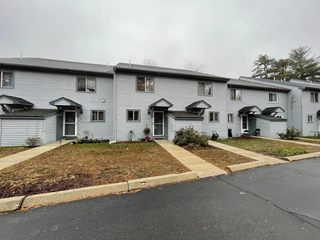17 Burns Avenue Concord NH 03301