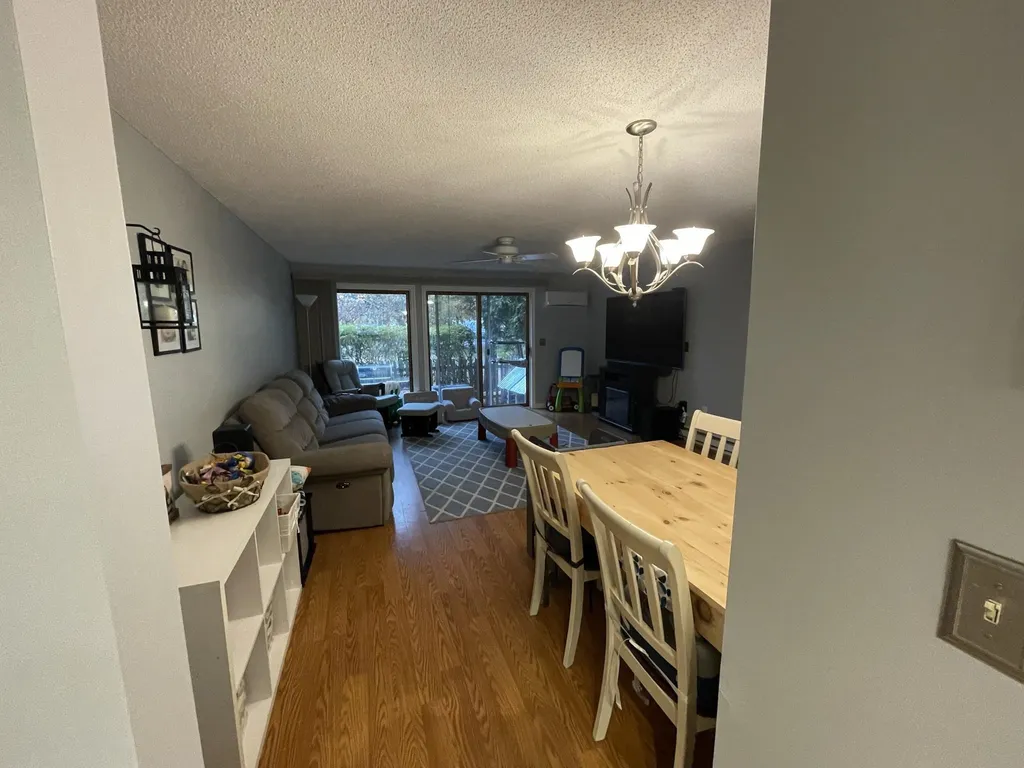 17 Burns Avenue Concord NH 03301
