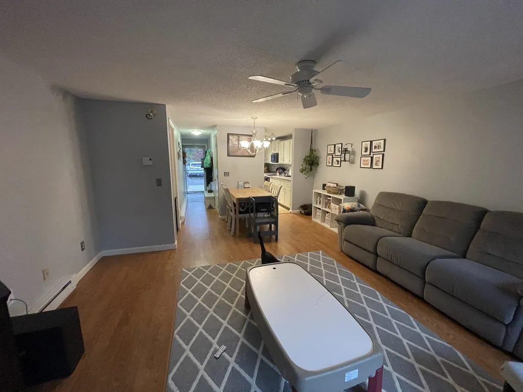 17 Burns Avenue Concord NH 03301