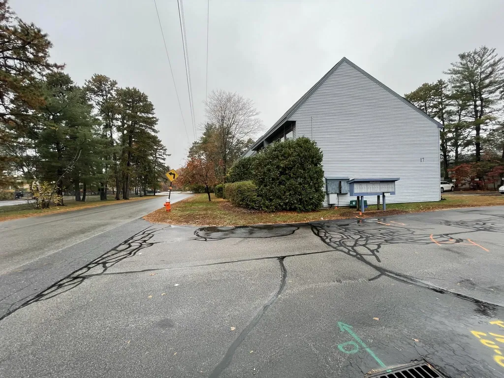 17 Burns Avenue Concord NH 03301