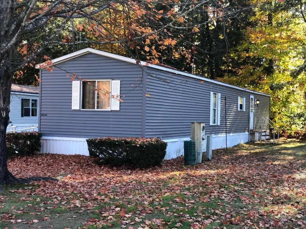 344 Old Lake Shore Road Gilford NH 03249