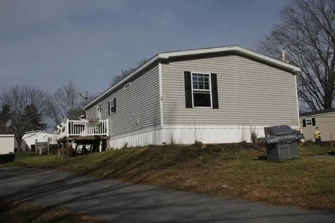 10 Aster Drive Tilton NH 03276