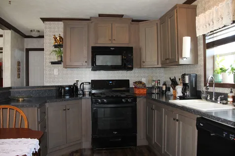 10 Aster Drive Tilton NH 03276