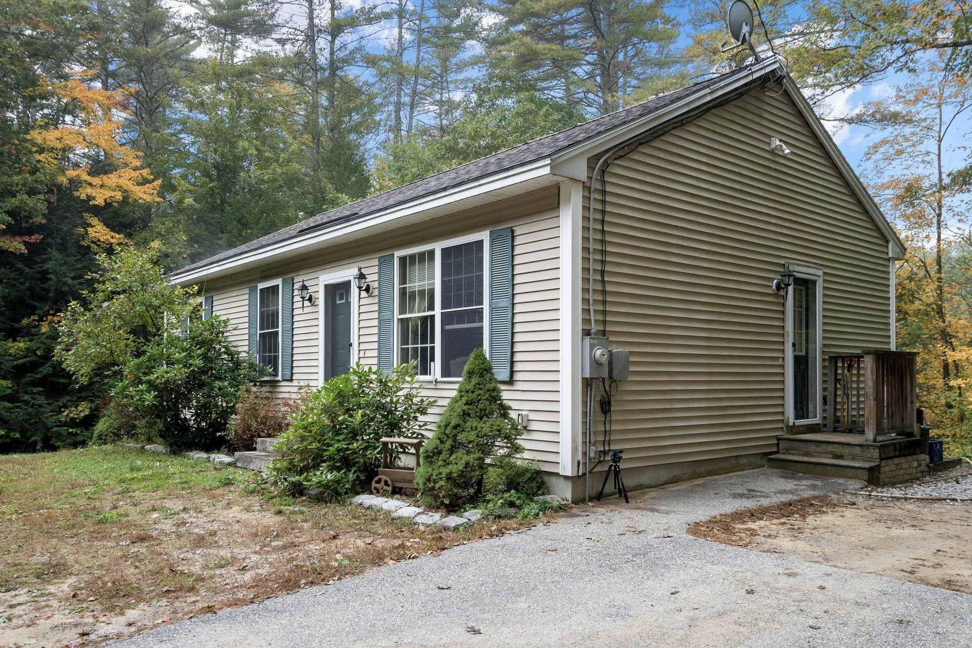 62 New London Drive Webster NH 03303