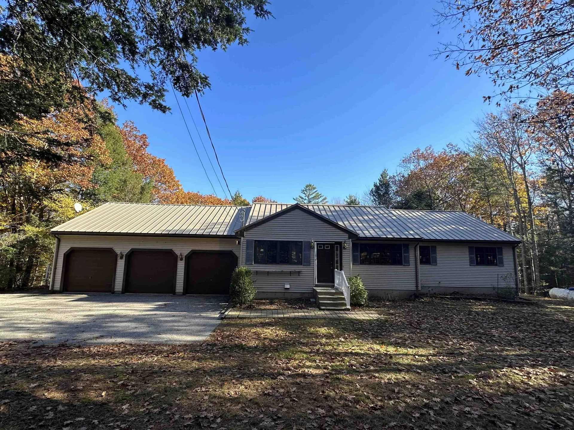 83 Old Center Road Deerfield NH 03037