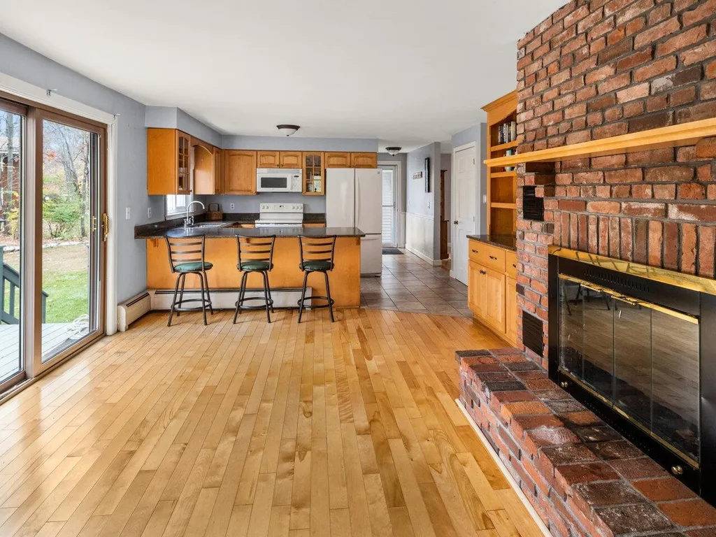 23 Skyline Drive Essex VT 05452