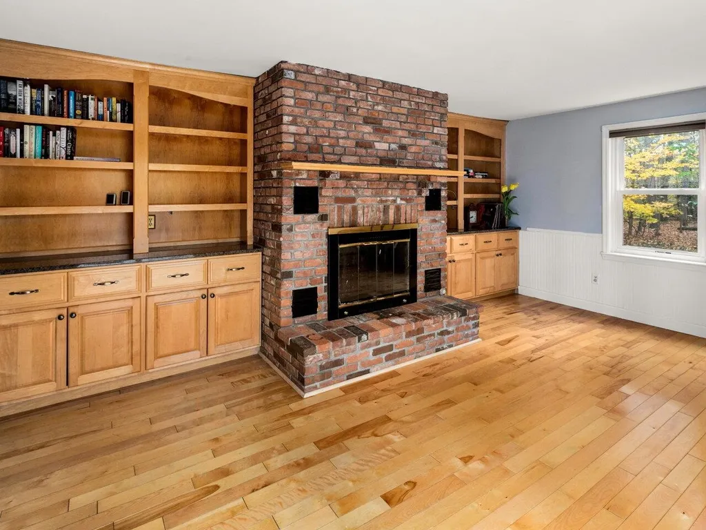 23 Skyline Drive Essex VT 05452