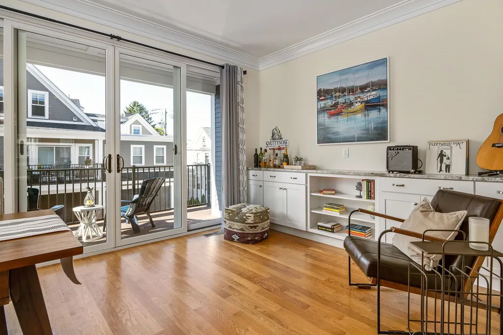 26 Cornwall Street Portsmouth NH 03801