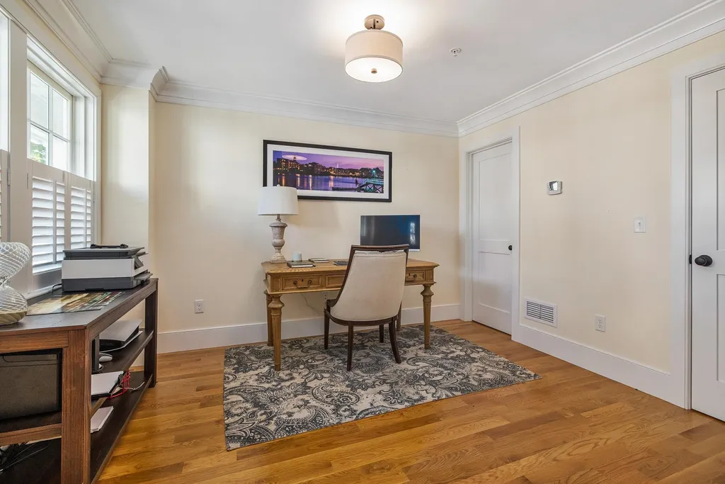 26 Cornwall Street Portsmouth NH 03801