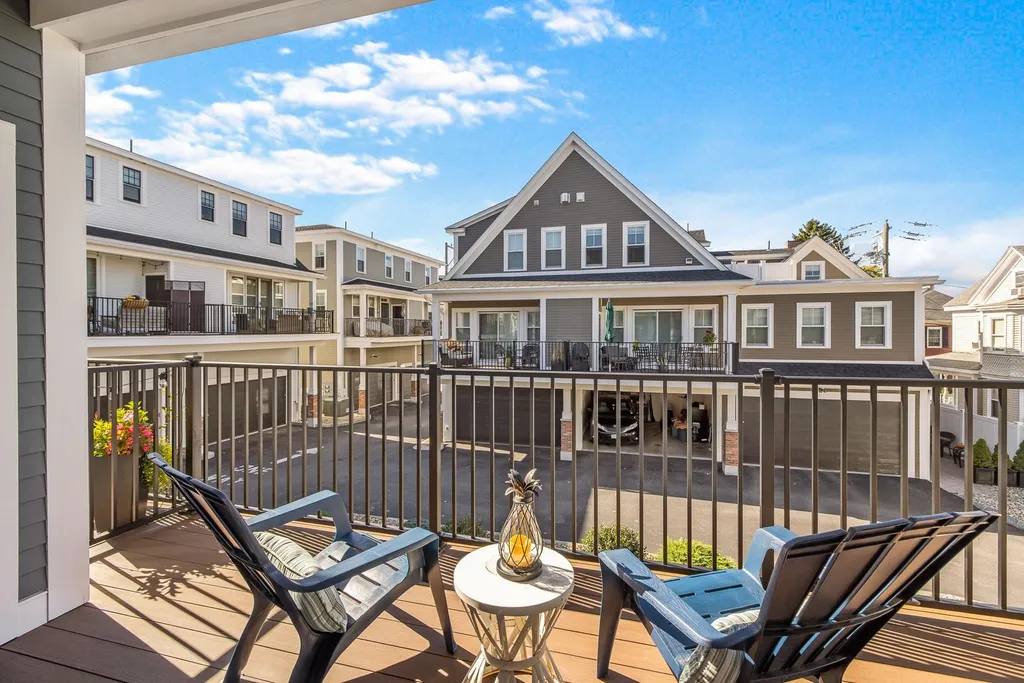 26 Cornwall Street Portsmouth NH 03801