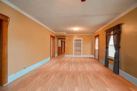 8 Worcester Street Nashua NH 03060