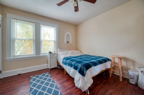 8 Worcester Street Nashua NH 03060
