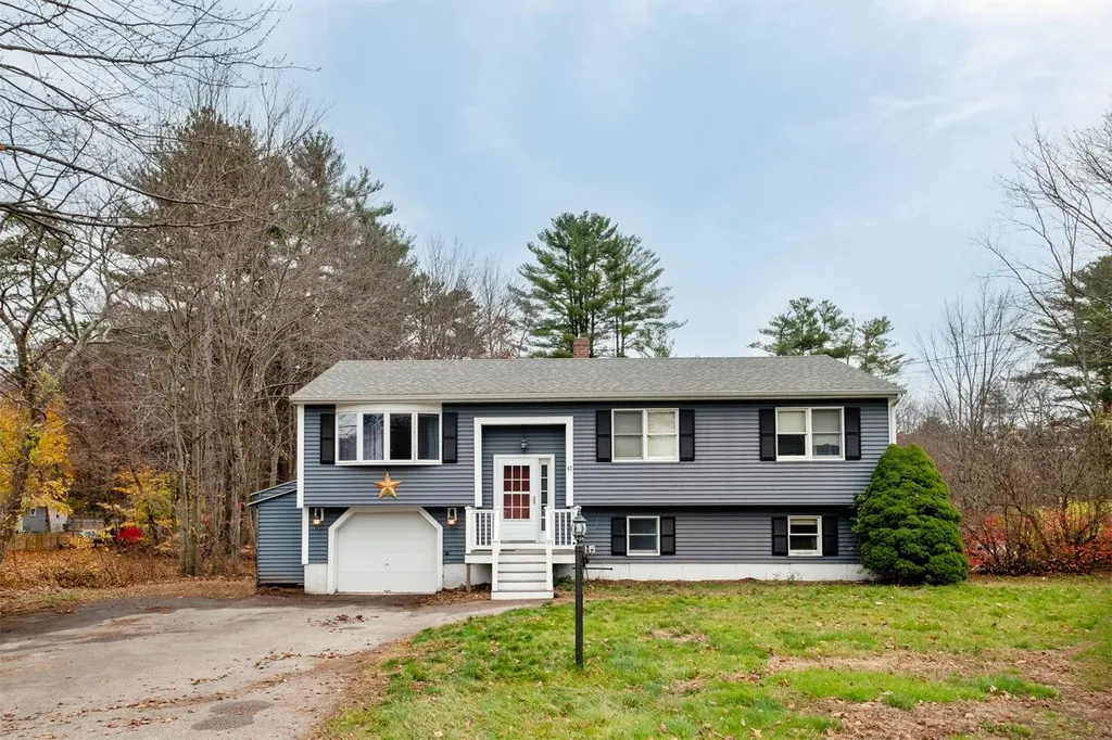 62 Salmon Falls Road Rochester NH 03868