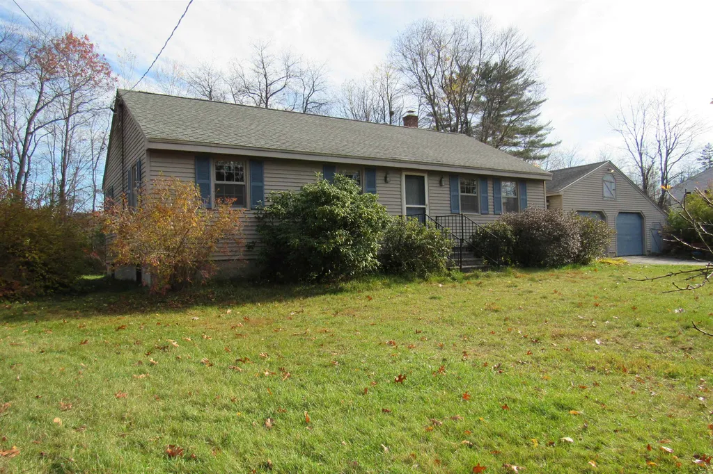 725 Eley Lane Pembroke NH 03275
