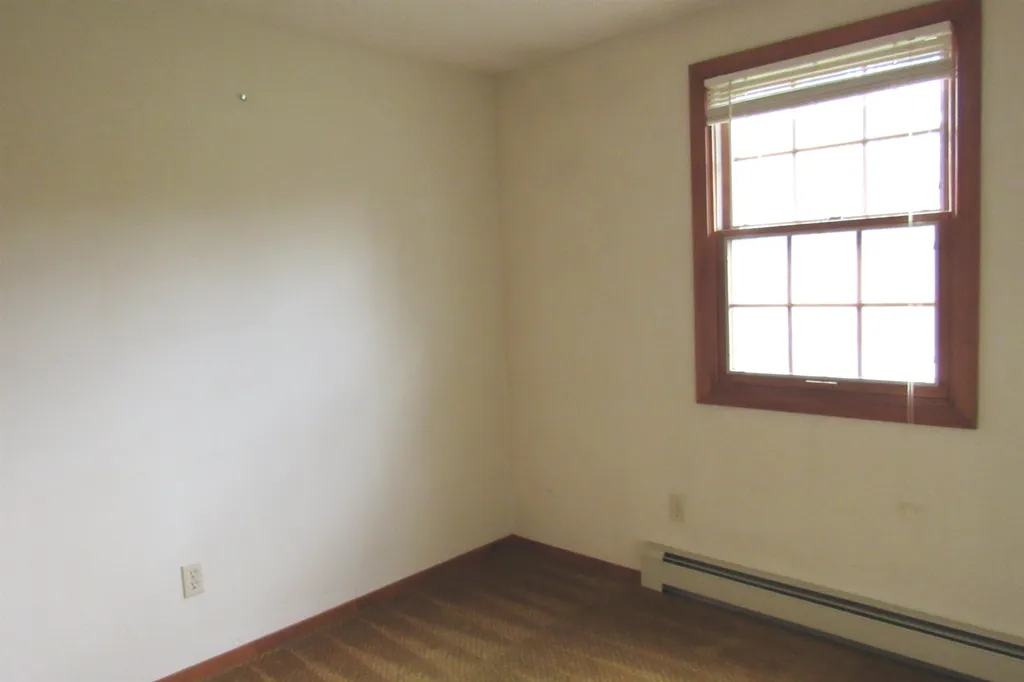 725 Eley Lane Pembroke NH 03275