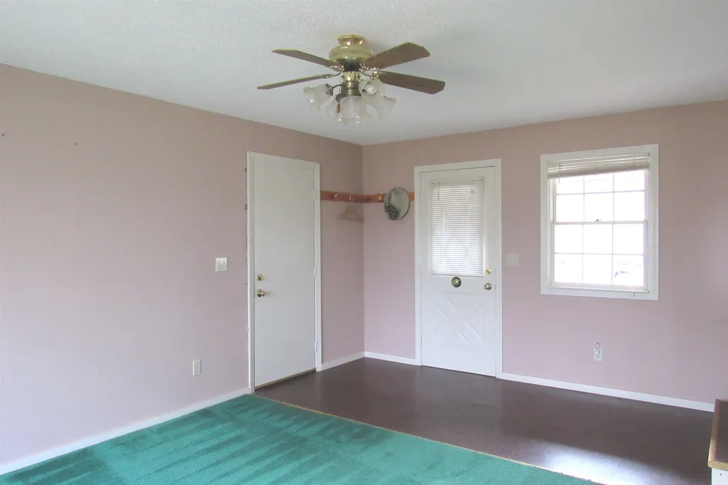 725 Eley Lane Pembroke NH 03275
