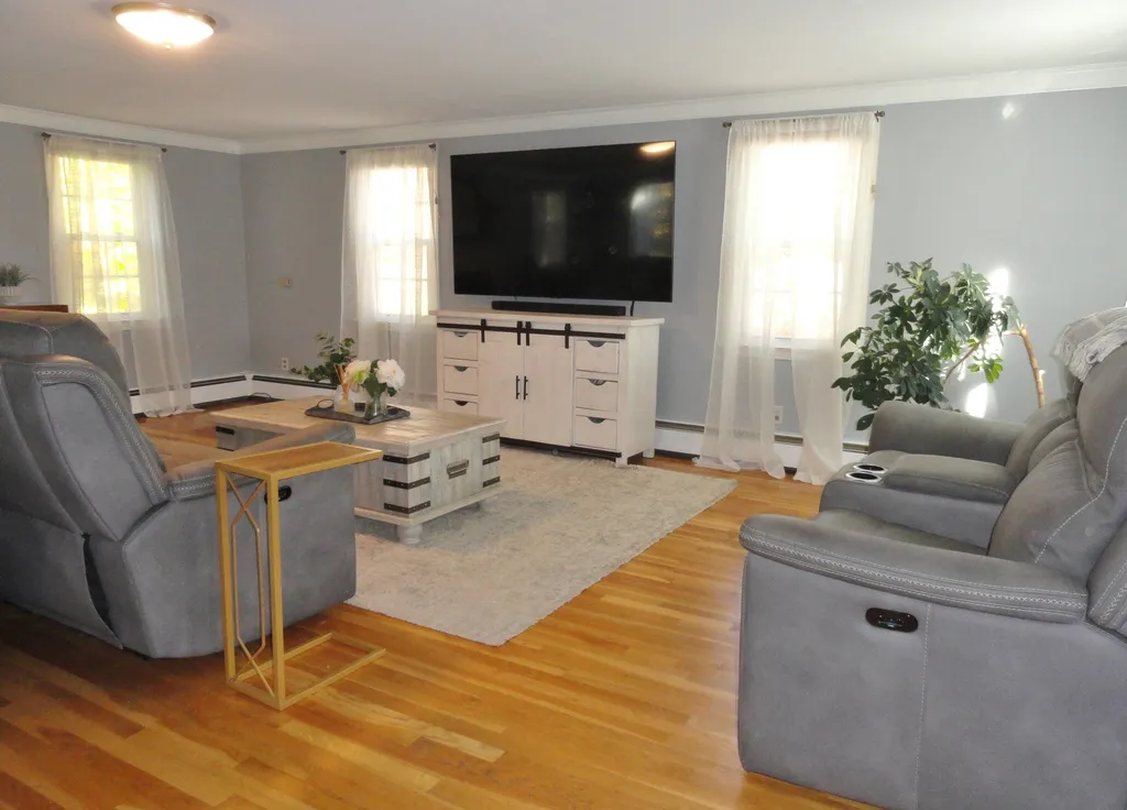 4 Bloody Brook Road Amherst NH 03031