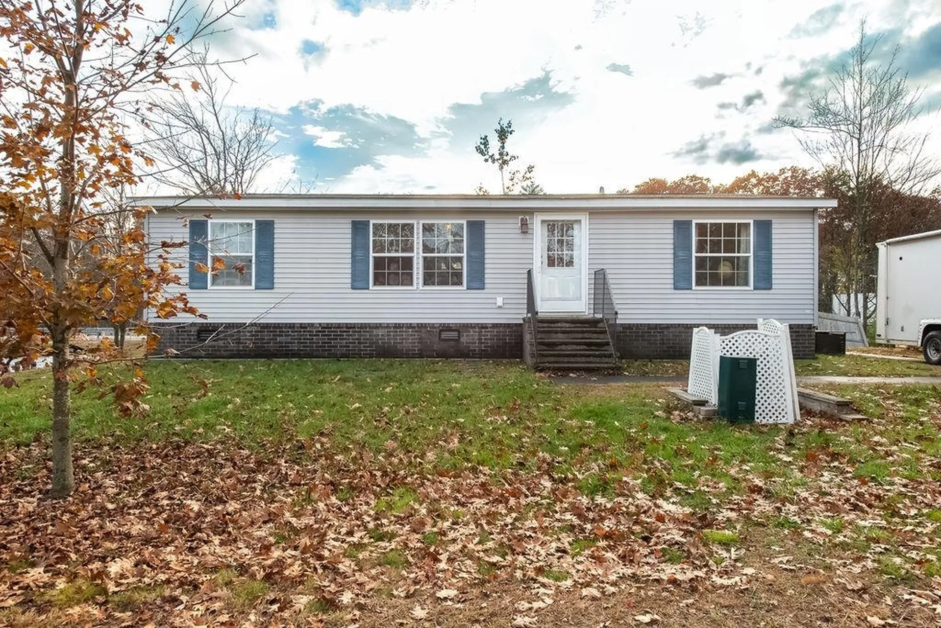 8 S Fuchsia Drive Rochester NH 03867