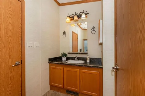8 S Fuchsia Drive Rochester NH 03867