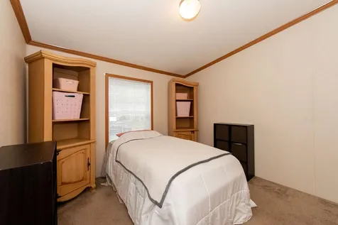 8 S Fuchsia Drive Rochester NH 03867