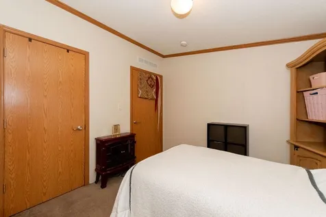 8 S Fuchsia Drive Rochester NH 03867