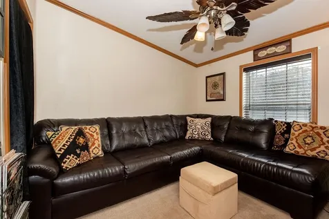 8 S Fuchsia Drive Rochester NH 03867