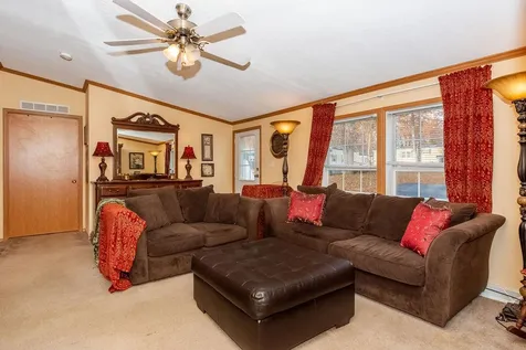 8 S Fuchsia Drive Rochester NH 03867