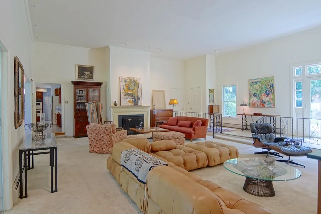 14 Runnymede Drive North Hampton NH 03862