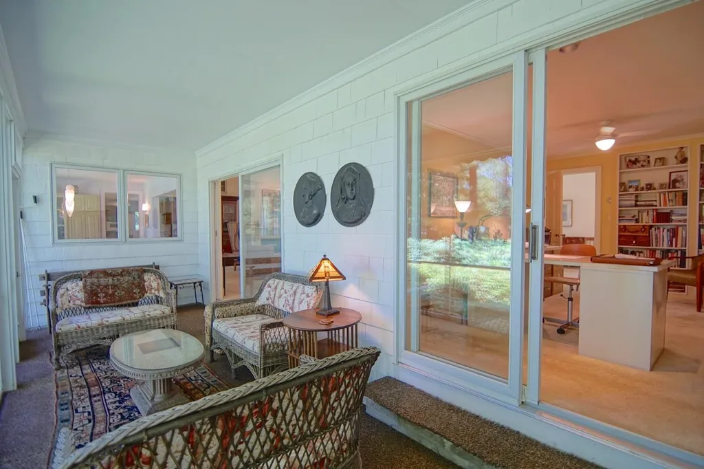 14 Runnymede Drive North Hampton NH 03862