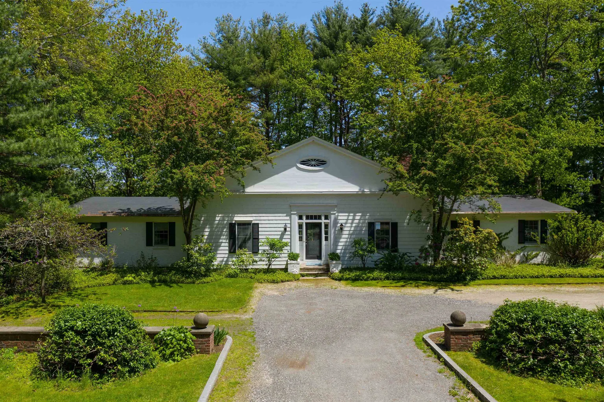 14 Runnymede Drive North Hampton NH 03862