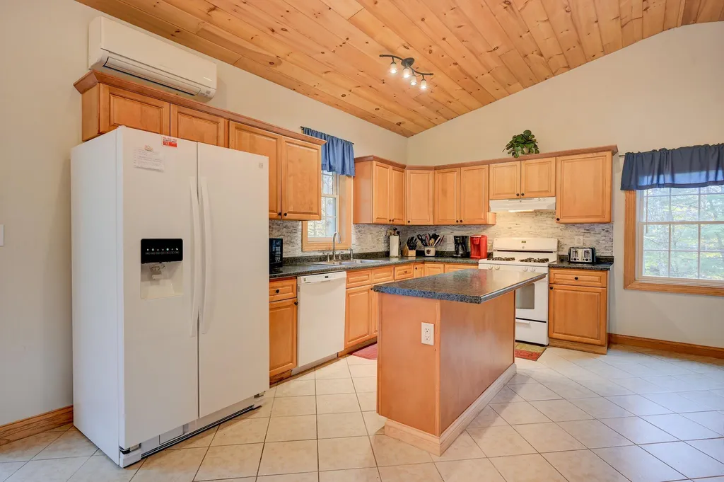 36 Graz Place Bartlett NH 03838