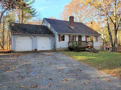 68 Heath Street Newton NH 03858