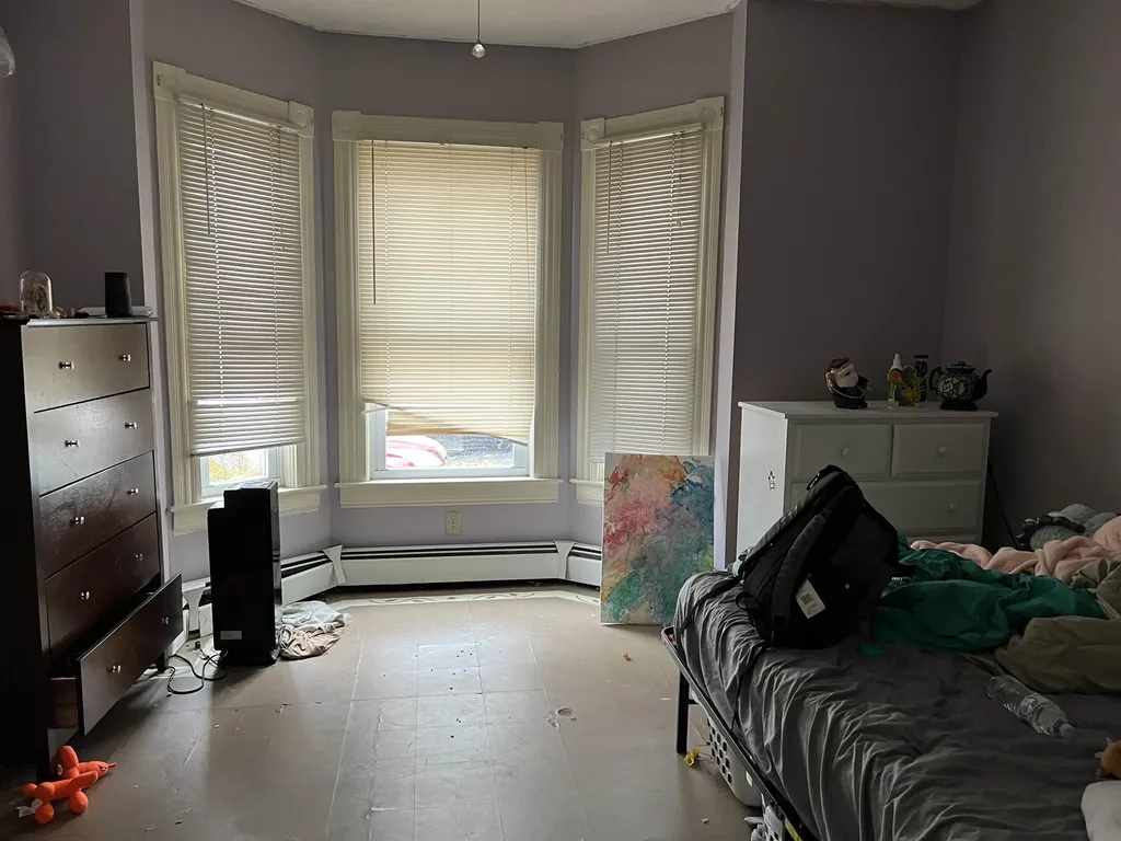 84 Goffe Street Manchester NH 03102