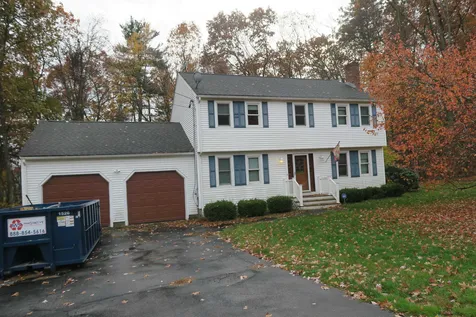 14 Berkeley Street Pelham NH 03076