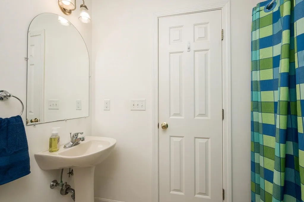 644 Route 11d Alton NH 03810