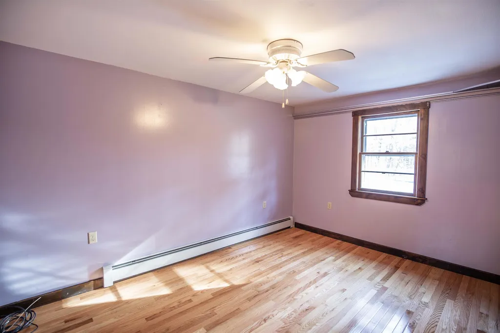 12 Meadowview Drive Newton NH 03858