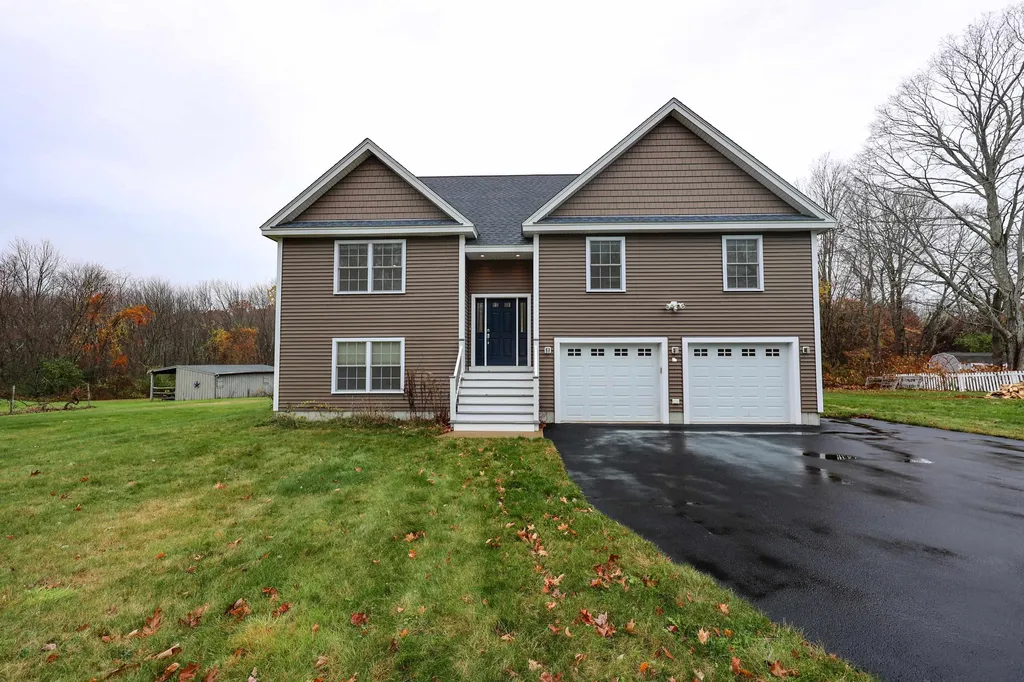 2b Griffin Road Londonderry NH 03053