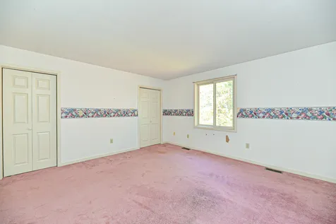 16 Thornhill Road Stratham NH 03885