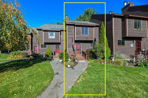 16 Thornhill Road Stratham NH 03885