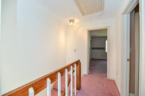 16 Thornhill Road Stratham NH 03885