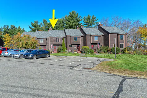 16 Thornhill Road Stratham NH 03885