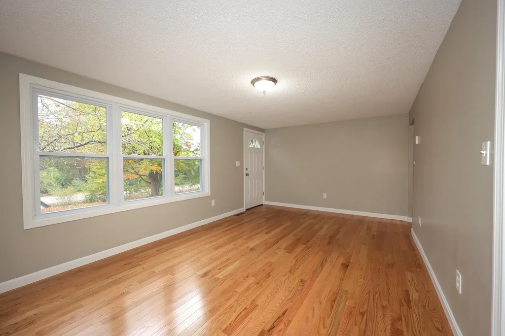 5 Hersey Lane Stratham NH 03885