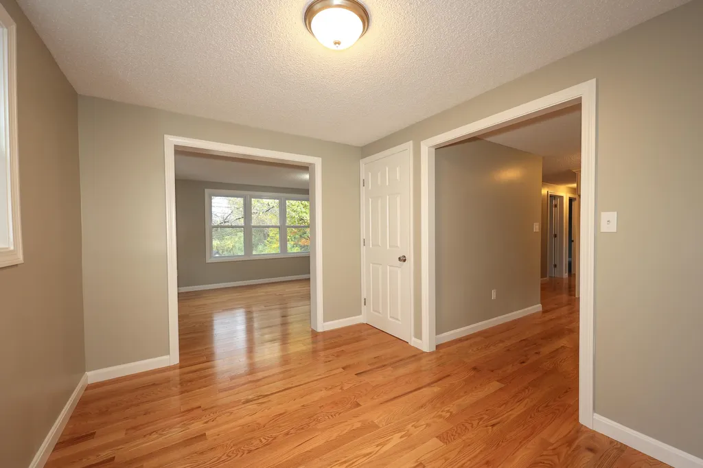 5 Hersey Lane Stratham NH 03885