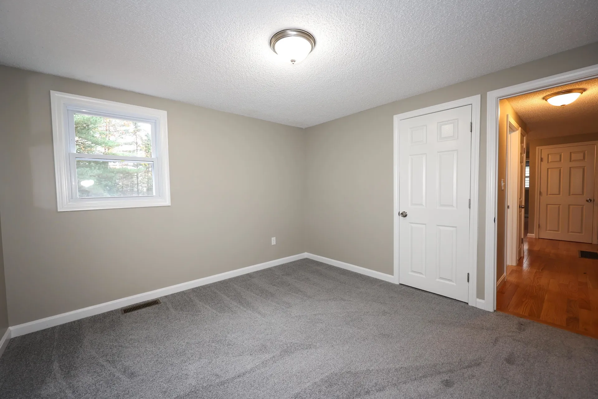 5 Hersey Lane Stratham NH 03885